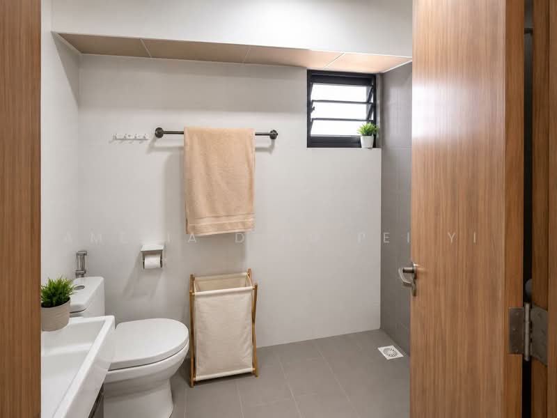 479B Yishun Street 42, 479B Yishun Street 42, 3 Bedrooms, 1,001 sqft, HDB Flat For Sale, by Amelia Ding Pei Yi, 500161679 - Bathroom - PropertyGuru.com.sg