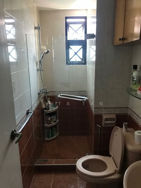 The Anchorage, 370F Alexandra Road, Room Rental, 180 sqft, Condominium For Rent, by Juita Tan, 500161681 - Bathroom - PropertyGuru.com.sg