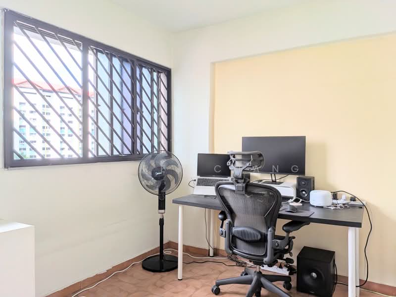 257 Jurong East Street 24, 257 Jurong East Street 24, 2 Bedrooms, 904 sqft, HDB Flat For Sale, by Andrew Chang, 500161692 - Bedroom - PropertyGuru.com.sg