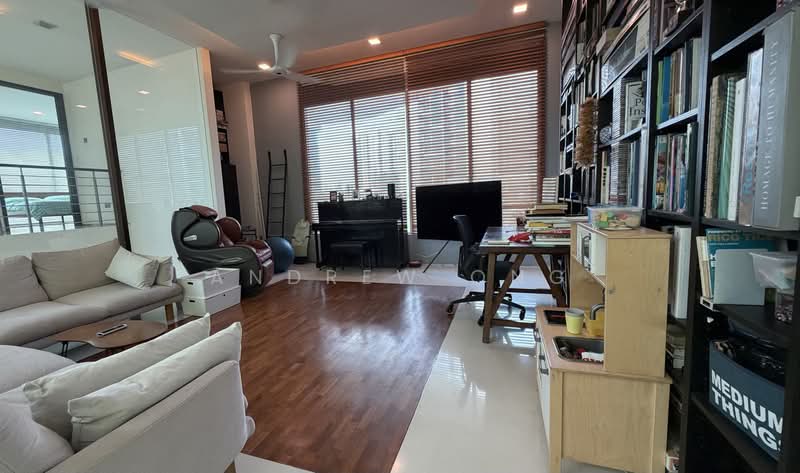 Wareham Road, Wareham Road, 7 Bedrooms, 8,000 sqft, Detached House For Sale, by Andrew Ong, 500161711 - Family Room - PropertyGuru.com.sg