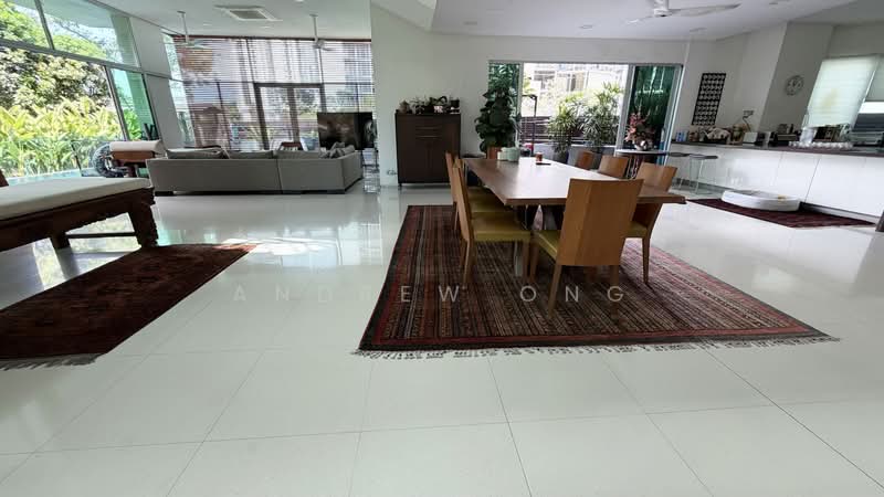 Wareham Road, Wareham Road, 7 Bedrooms, 8,000 sqft, Detached House For Sale, by Andrew Ong, 500161711 - Living Room - PropertyGuru.com.sg