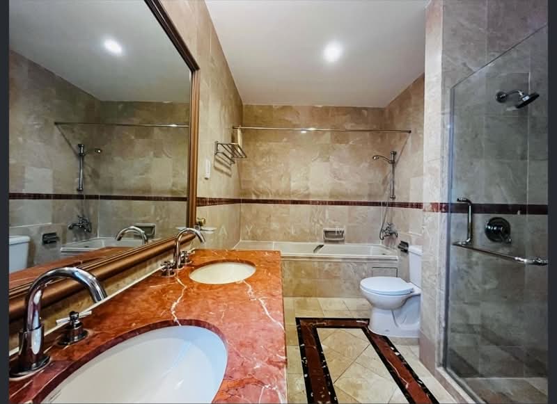 Leonie Condotel, 2 Leonie Hill Road, 4 Bedrooms, 2,980 sqft, Condominium For Rent, by Ray Lim, 500161712 - Bathroom - PropertyGuru.com.sg