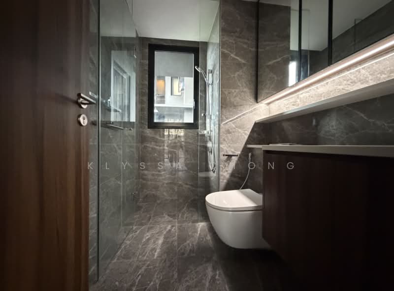 Lentor Modern, Lentor Central, 3 Bedrooms, 1,109 sqft, Condominium For Sale, by Klyssa Chong, 500161713 - Bathroom - PropertyGuru.com.sg
