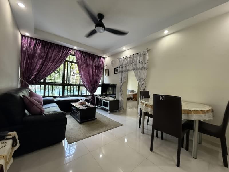 438B Sengkang West Avenue, 438B Sengkang West Avenue, 2 Bedrooms, 646 sqft, HDB Flat For Sale, by Salam Karim, 500161723 - Living Room - PropertyGuru.com.sg