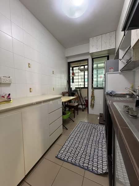 438B Sengkang West Avenue, 438B Sengkang West Avenue, 2 Bedrooms, 646 sqft, HDB Flat For Sale, by Salam Karim, 500161723 - Kitchen - PropertyGuru.com.sg