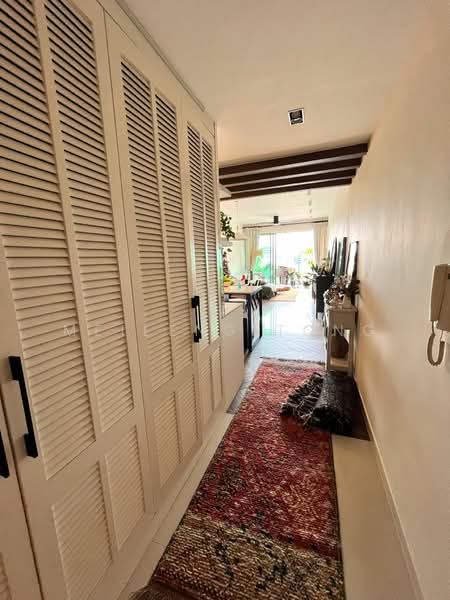 Oasis Garden, 51 Jalan Bunga Rampai, 3 Bedrooms, 1,227 sqft, Condominium For Sale, by Meileng Tong, 500161724 - Corridor - PropertyGuru.com.sg