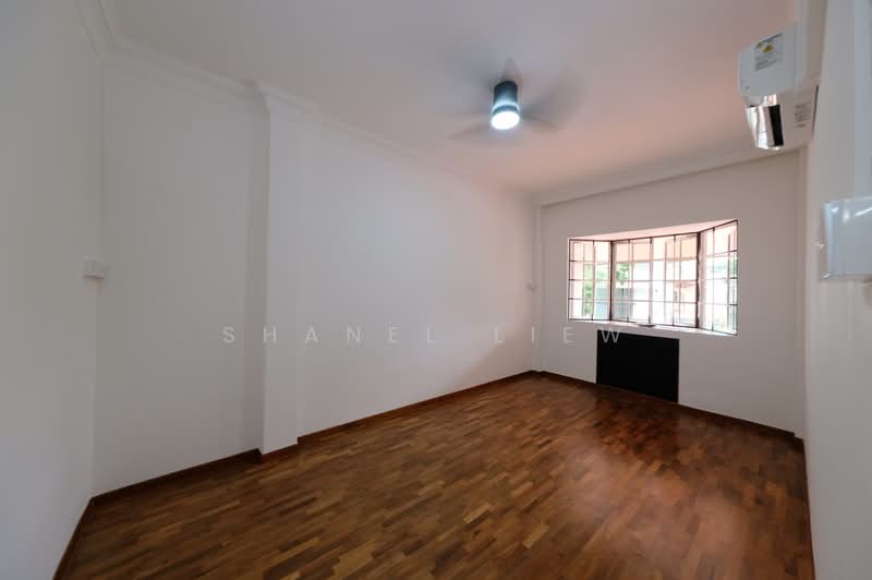 Opera estate Terrace Near Bedok MRT | Move-In Ready for rent, Opera estate | Dido street | Terrace | Chai Chee | Bedok MRT, 4 Bedrooms, 2,500 sqft, Terraced House For Rent, by Shanel Liew, 500161748 - Living Room - PropertyGuru.com.sg