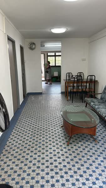 17 Lorong 7 Toa Payoh, 17 Lorong 7 Toa Payoh, 3 Bedrooms, 829 sqft, HDB Flat For Sale, by Sheila Neo, 500161751 - Living Room - PropertyGuru.com.sg