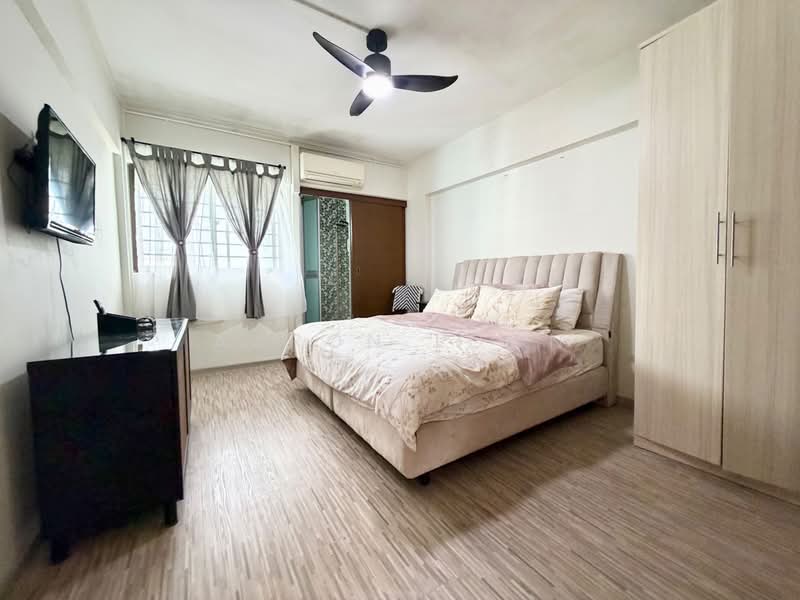276 Tampines Street 22, 276 Tampines Street 22, 3 Bedrooms, 1,141 sqft, HDB Flat For Rent, by Aaron Loon, 500161757 - Bedroom - PropertyGuru.com.sg