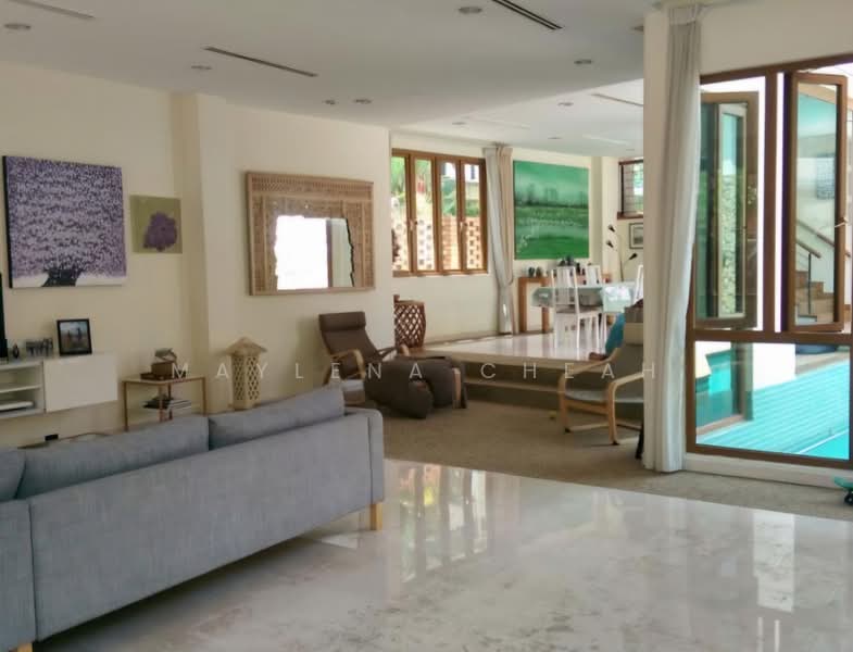 Henry Park Holland Rd D10 Freehold Bungalow, Off Holland Road, 6 Bedrooms, 6,000 sqft, Detached House For Sale, by Maylena Cheah, 500161762 - Living Room - PropertyGuru.com.sg