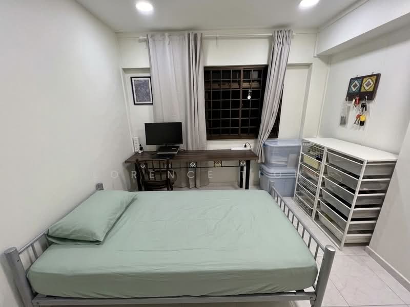 570 Hougang Street 51, 570 Hougang Street 51, Room Rental, 300 sqft, HDB Flat For Rent, by Florence Tiong, 500161763 - Bedroom - PropertyGuru.com.sg