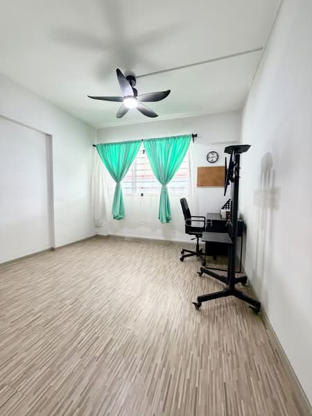 276 Tampines Street 22, 276 Tampines Street 22, 3 Bedrooms, 1,141 sqft, HDB Flat For Rent, by Ashley Chai 蔡忝玲, 500161769 - Study - PropertyGuru.com.sg