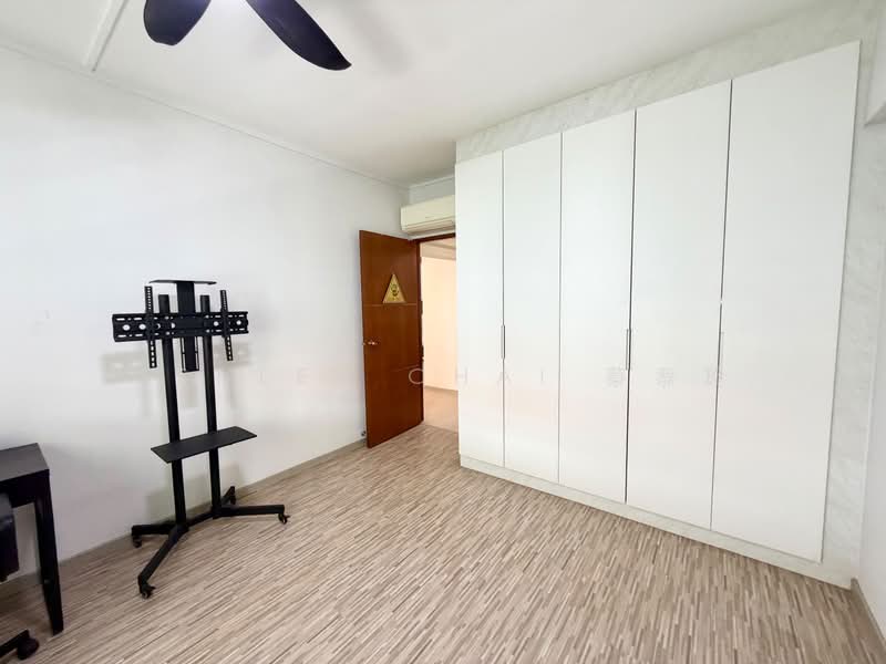 276 Tampines Street 22, 276 Tampines Street 22, 3 Bedrooms, 1,141 sqft, HDB Flat For Rent, by Ashley Chai 蔡忝玲, 500161769 - Bedroom - PropertyGuru.com.sg