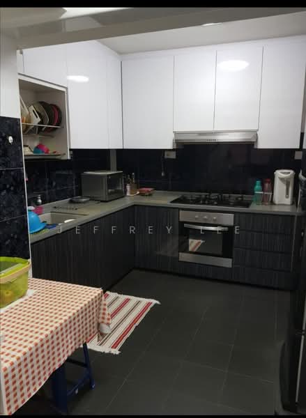 521 Woodlands Drive 14, 521 Woodlands Drive 14, Room Rental, 150 sqft, HDB Flat For Rent, by Jeffrey Lee, 500161781 - Kitchen - PropertyGuru.com.sg