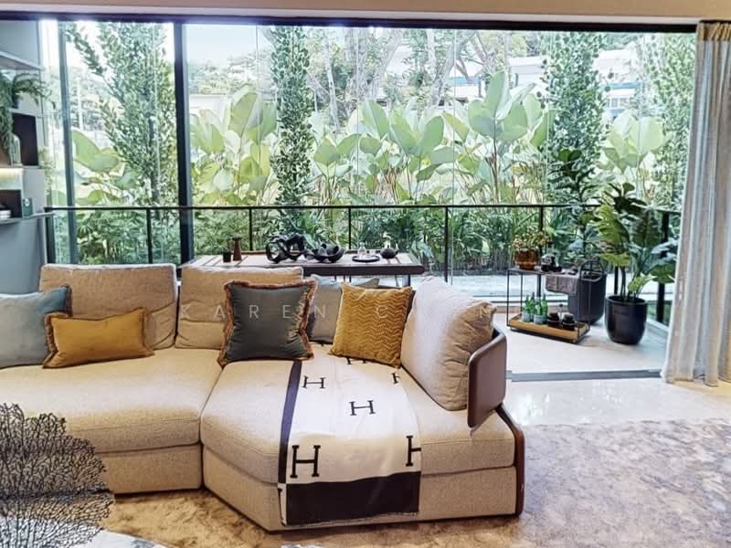 Freehold! 5min to Pasir Panjang MRT. Next to Park!, , 4 Bedrooms, 1,894 sqft, Condominium For Sale, by Karen Cheng, 500161783 - Living Room - PropertyGuru.com.sg
