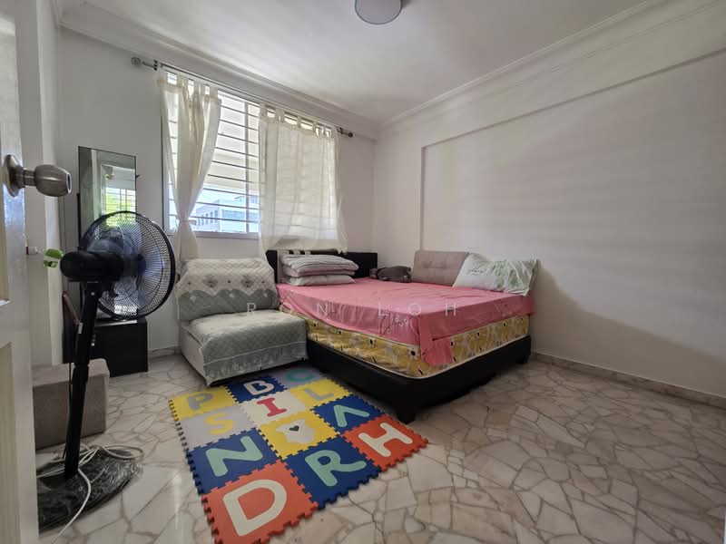 150 Bedok Reservoir Road, 150 Bedok Reservoir Road, 3 Bedrooms, 904 sqft, HDB Flat For Sale, by Ron Loh, 500161785 - Bedroom - PropertyGuru.com.sg