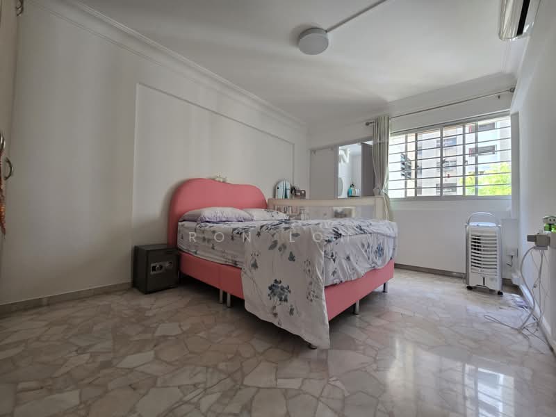 150 Bedok Reservoir Road, 150 Bedok Reservoir Road, 3 Bedrooms, 904 sqft, HDB Flat For Sale, by Ron Loh, 500161785 - Bedroom - PropertyGuru.com.sg