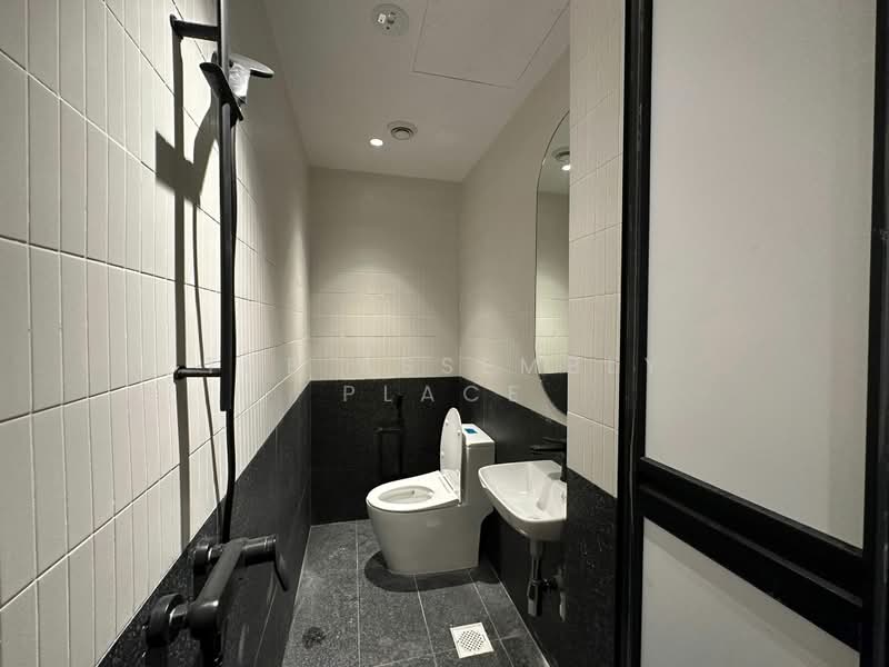 3 tank road, , Studio, 350 sqft, Shophouse For Rent, by Eelynn, 500161787 - Bathroom - PropertyGuru.com.sg