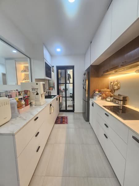 Sherwood Condo, 169 Jalan Jurong Kechil, 3 Bedrooms, 1,249 sqft, Condominium For Rent, by Ivy Lew, 500161798 - Kitchen - PropertyGuru.com.sg