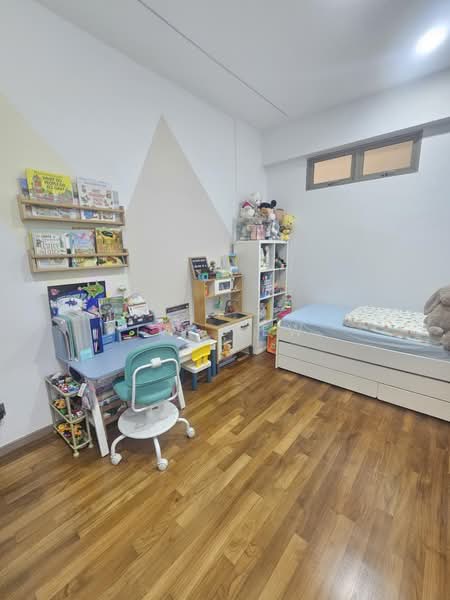 Sherwood Condo, 169 Jalan Jurong Kechil, 3 Bedrooms, 1,249 sqft, Condominium For Rent, by Ivy Lew, 500161798 - Bedroom - PropertyGuru.com.sg
