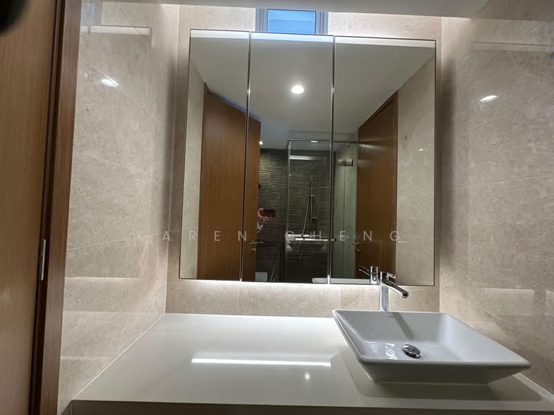 3 storeys Cluster House in North! Few units available!, , 4 Bedrooms, 3,358 sqft, Cluster House For Sale, by Karen Cheng, 500161804 - Bathroom - PropertyGuru.com.sg