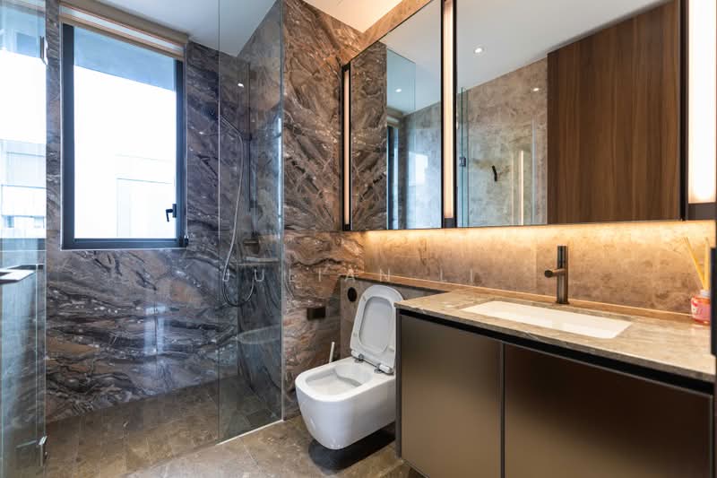 Leedon Green, 28 Leedon Heights, 4 Bedrooms, 1,744 sqft, Condominium For Rent, by Julian Li, 500161810 - Bathroom - PropertyGuru.com.sg