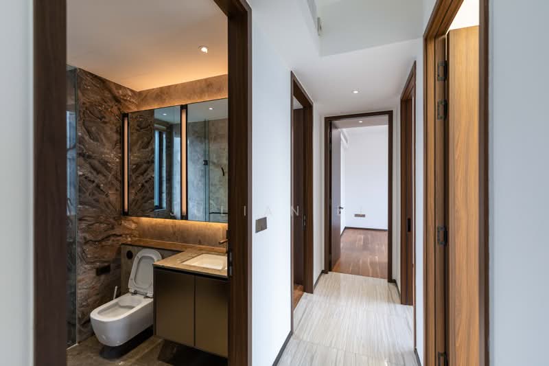 Leedon Green, 28 Leedon Heights, 4 Bedrooms, 1,744 sqft, Condominium For Rent, by Julian Li, 500161810 - Bathroom - PropertyGuru.com.sg