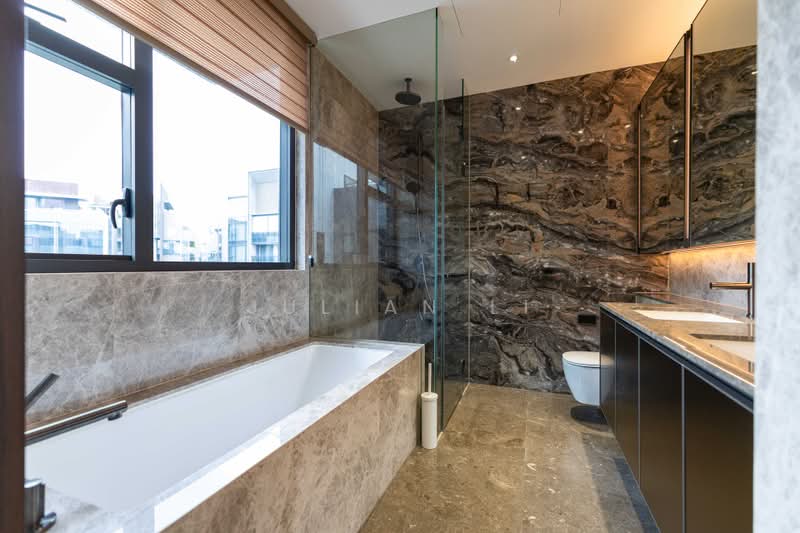 Leedon Green, 28 Leedon Heights, 4 Bedrooms, 1,744 sqft, Condominium For Rent, by Julian Li, 500161810 - Bathroom - PropertyGuru.com.sg