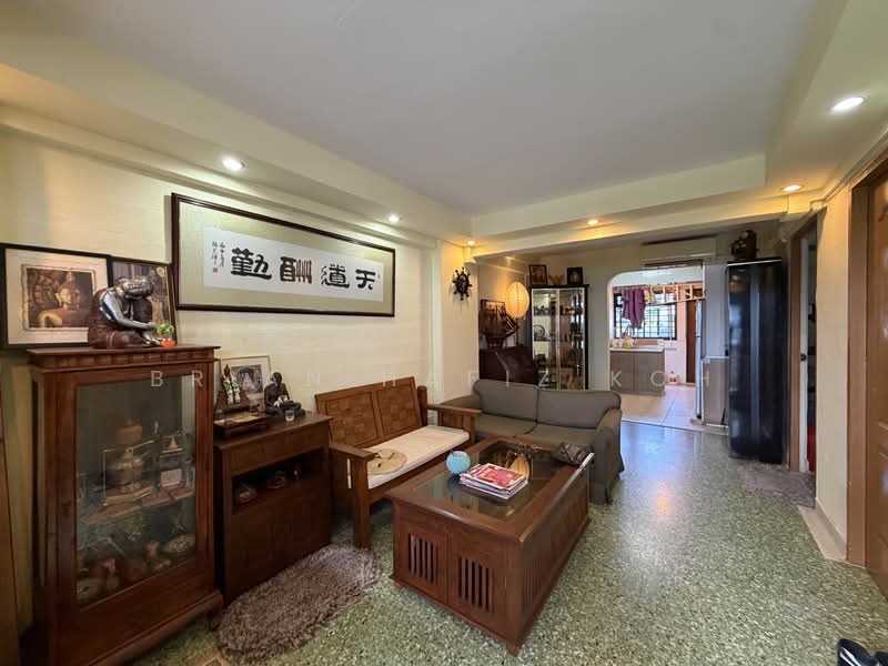 235 Lorong 8 Toa Payoh, 235 Lorong 8 Toa Payoh, 3 Bedrooms, 700 sqft, HDB Flat For Sale, by Brian Hafiz Koh, 500161812 - Living Room - PropertyGuru.com.sg