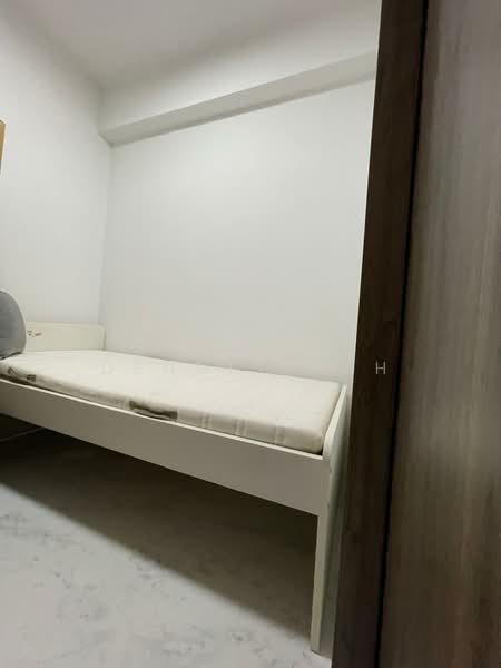 Sceneca Residence, Tanah Merah Kechil Link, 3 Bedrooms, 753 sqft, Condominium For Rent, by Dennis Mah, 500161816 - Bedroom - PropertyGuru.com.sg