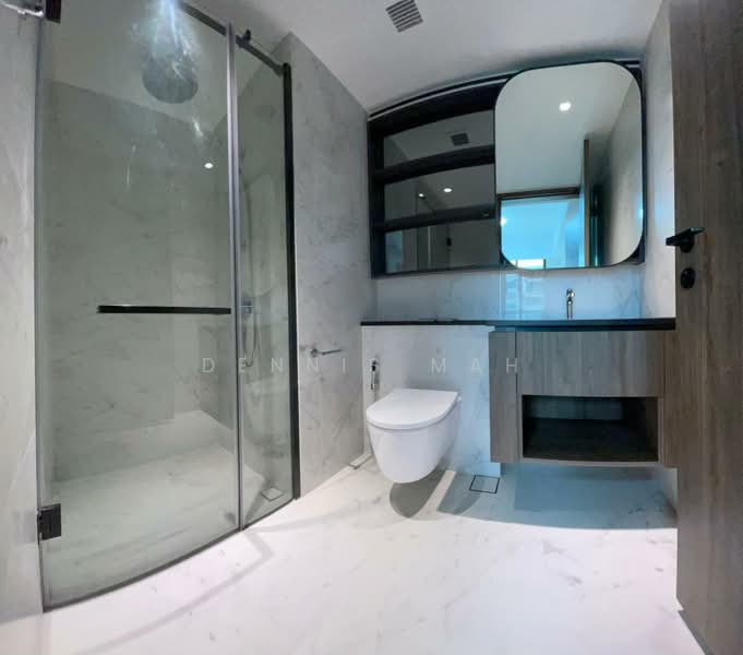 Sceneca Residence, Tanah Merah Kechil Link, 3 Bedrooms, 753 sqft, Condominium For Rent, by Dennis Mah, 500161816 - Bathroom - PropertyGuru.com.sg