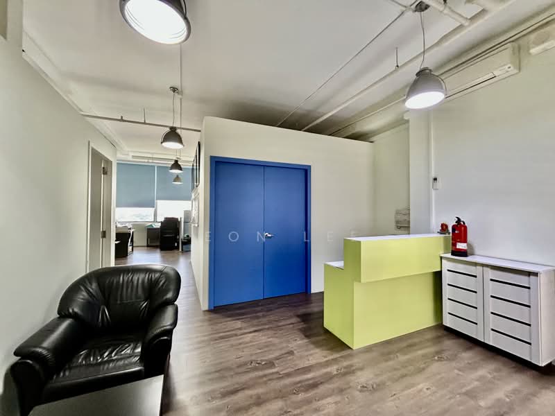 Wcega Tower, 21 Bukit Batok Crescent, 1,087 sqft, Light Industrial (B1) For Sale, by Leon Lee, 500161821 - Interior - CommercialGuru.com.sg