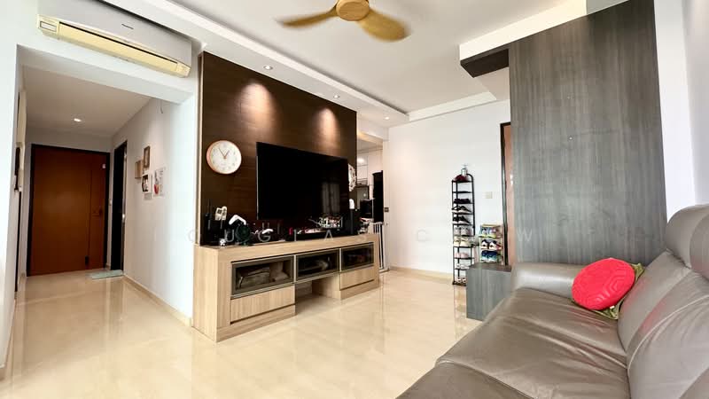 57 Havelock Road, 57 Havelock Road, 3 Bedrooms, 958 sqft, HDB Flat For Sale, by Douglas Chew, 500161827 - Living Room - PropertyGuru.com.sg