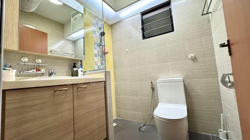57 Havelock Road, 57 Havelock Road, 3 Bedrooms, 958 sqft, HDB Flat For Sale, by Douglas Chew, 500161827 - Bathroom - PropertyGuru.com.sg