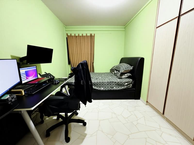 617 Ang Mo Kio Avenue 4, 617 Ang Mo Kio Avenue 4, 4 Bedrooms, 1,431 sqft, HDB Flat For Rent, by Hazel Boey, 500161829 - Bedroom - PropertyGuru.com.sg