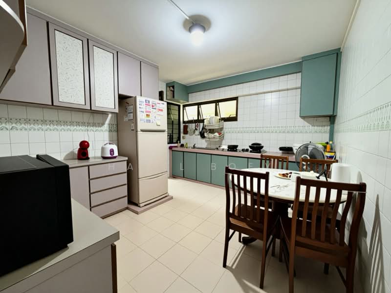 617 Ang Mo Kio Avenue 4, 617 Ang Mo Kio Avenue 4, 4 Bedrooms, 1,431 sqft, HDB Flat For Rent, by Hazel Boey, 500161829 - Kitchen - PropertyGuru.com.sg