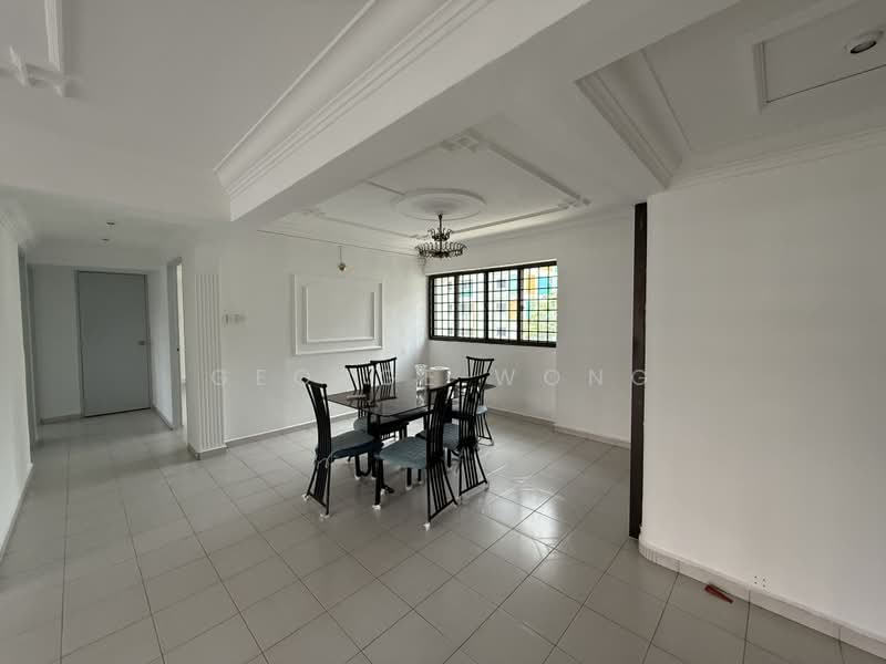 165 Woodlands Street 13, 165 Woodlands Street 13, 3 Bedrooms, 1,302 sqft, HDB Flat For Sale, by George Wong, 500161831 - Dining Room - PropertyGuru.com.sg