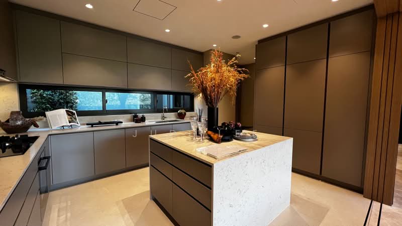 Watten House, 38 Shelford Road, 5 Bedrooms, 2,368 sqft, Condominium For Sale, by Judi Lee, 500161844 - Kitchen - PropertyGuru.com.sg