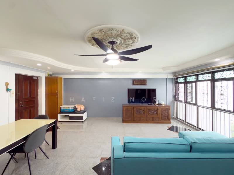 664C Jurong West Street 64, 664C Jurong West Street 64, 3 Bedrooms, 1,184 sqft, HDB Flat For Sale, by Hafiz Nor, 500161864 - Living Room - PropertyGuru.com.sg