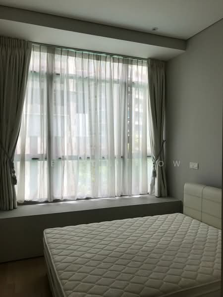 The Laurels @ Cairnhill Road, 38 Cairnhill Road, 2 Bedrooms, 883 sqft, Condominium For Sale, by Benson Leow, 500161876 - Bedroom - PropertyGuru.com.sg