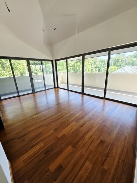 Newly TOP Semi-D House at Old Upper Thomson Road, Old Upper Thomson Road, 5 Bedrooms, 5,337 sqft, Semi-Detached House For Sale, by Arlene Ngo, 500161883 - Balcony - PropertyGuru.com.sg