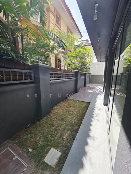 Newly TOP Semi-D House at Old Upper Thomson Road, Old Upper Thomson Road, 5 Bedrooms, 5,337 sqft, Semi-Detached House For Sale, by Arlene Ngo, 500161883 - Exterior - PropertyGuru.com.sg