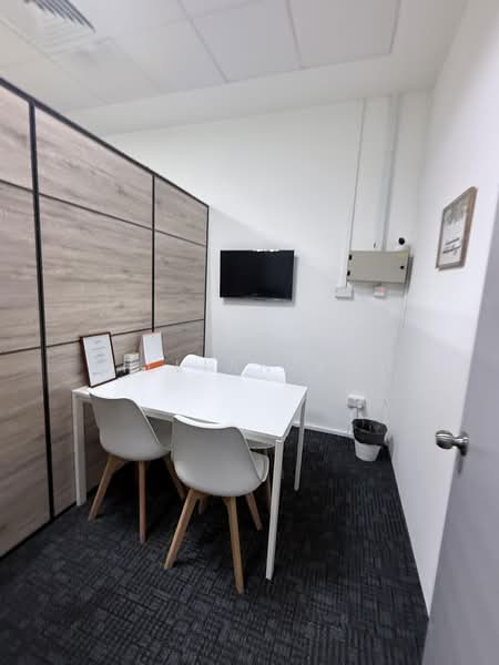 Vision Exchange, 2 Venture Drive, 517 sqft, Office For Sale, by Lillian Koh, 500161885 - Interior - CommercialGuru.com.sg