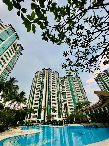 Palm Gardens, 2A Hong San Walk, 2 Bedrooms, 958 sqft, Condominium For Rent, by Sarah Sun, 500161888 - Exterior - PropertyGuru.com.sg