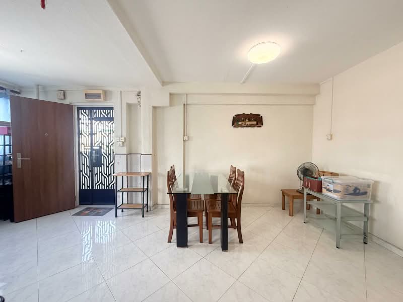 142 Simei Street 2, 142 Simei Street 2, 3 Bedrooms, 1,313 sqft, HDB Flat For Sale, by Susan Lee, 500161890 - Dining Room - PropertyGuru.com.sg