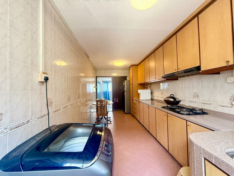 142 Simei Street 2, 142 Simei Street 2, 3 Bedrooms, 1,313 sqft, HDB Flat For Sale, by Susan Lee, 500161890 - Kitchen - PropertyGuru.com.sg