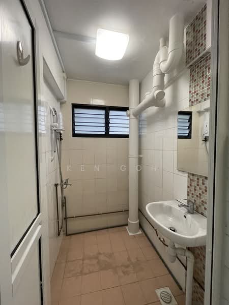 412 Pandan Gardens, 412 Pandan Gardens, 2 Bedrooms, 72 sqft, HDB Flat For Sale, by Ken Goh, 500161893 - PropertyGuru.com.sg
