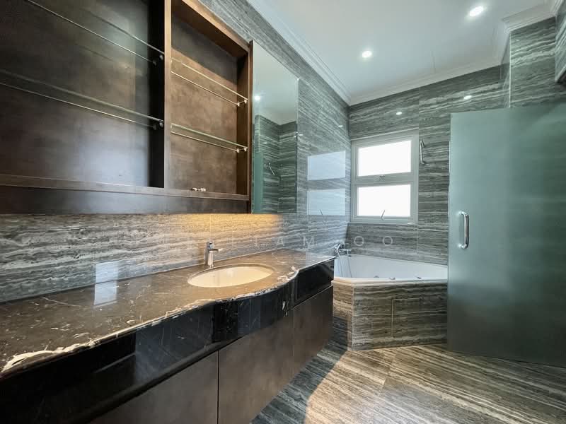 merryn road, Merryn Road, 5 Bedrooms, 6,200 sqft, Bungalow House For Rent, by William Oo, 500161894 - Bathroom - PropertyGuru.com.sg
