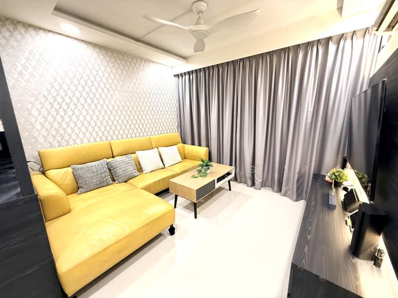 218 Bishan Street 23, 218 Bishan Street 23, 4 Bedrooms, 1,593 sqft, HDB Flat For Sale, by Carol Wong XP, 500161897 - Living Room - PropertyGuru.com.sg
