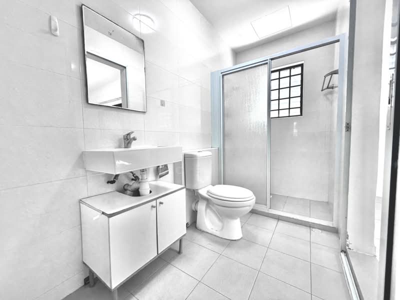 Ming Teck Park, Sixth Avenue, 4 Bedrooms, 2,827 sqft, Detached House For Rent, by Chloe Lim, 500161907 - Bathroom - PropertyGuru.com.sg